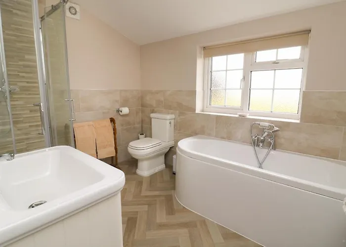 2 Crosslands Holiday home *