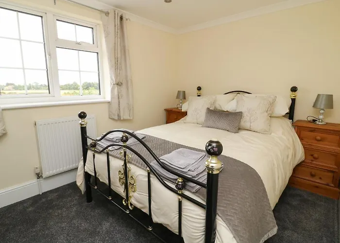 2 Crosslands Holiday home *